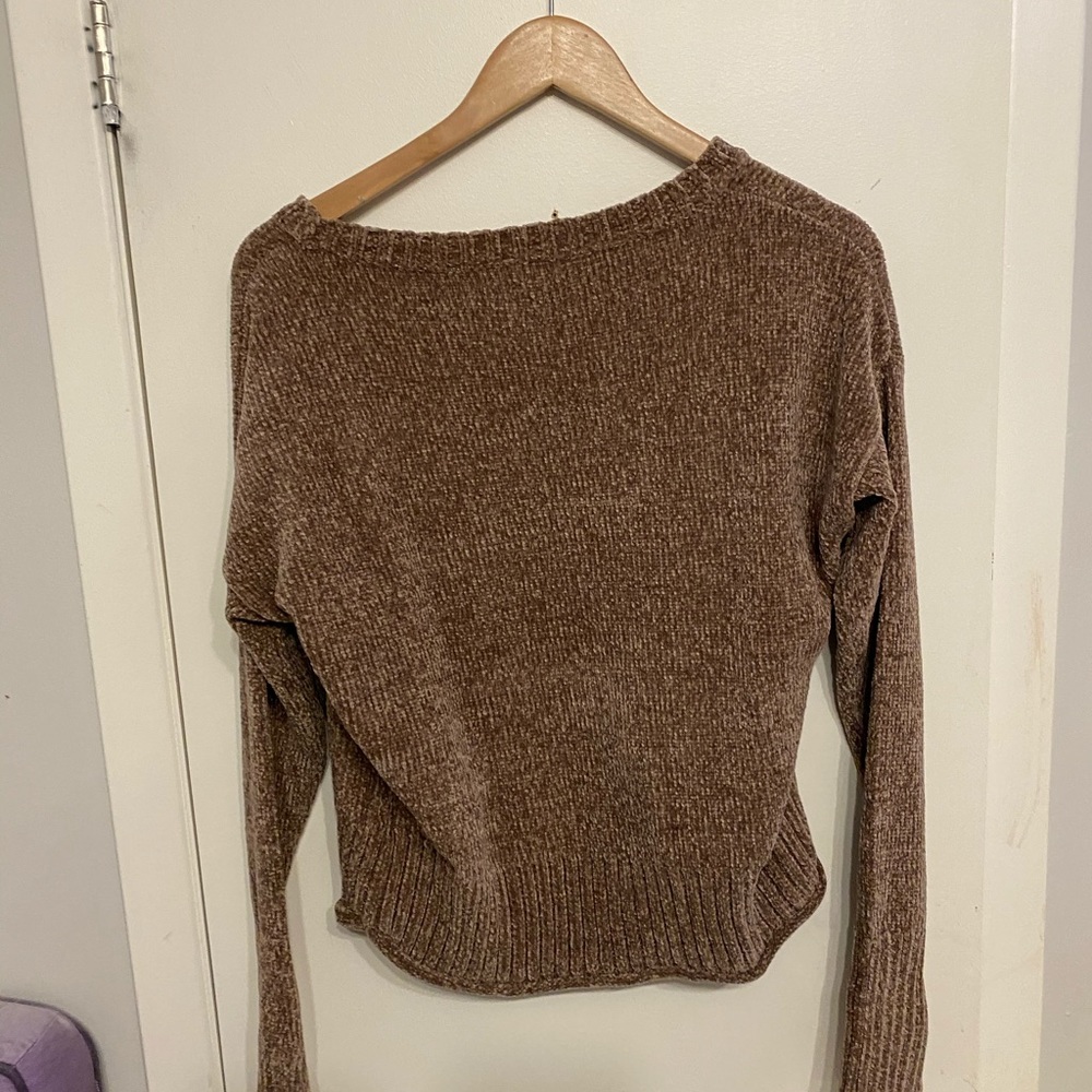 Brown sweater - Picture 2 of 3